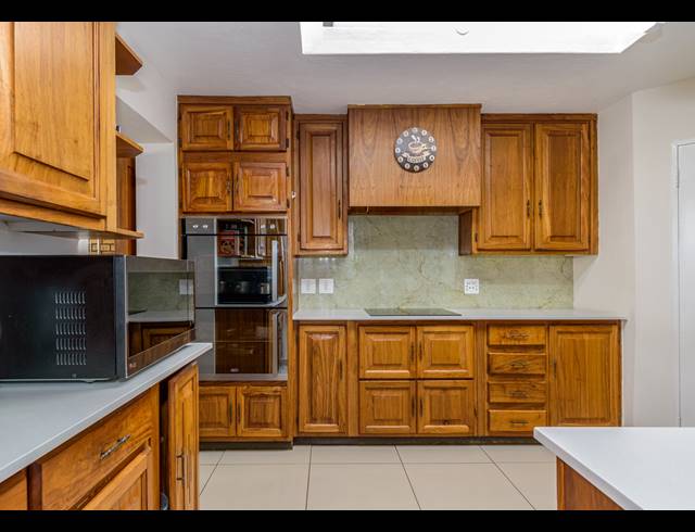 4 BEDROOM FREESTANDING FOR SALE IN EDENBURG
